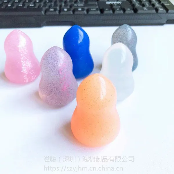 溢骏深圳泡棉制品直销新款推荐环保葫芦立体硅胶柔软Q弹不吸粉易洗硅酸凝胶1.5g