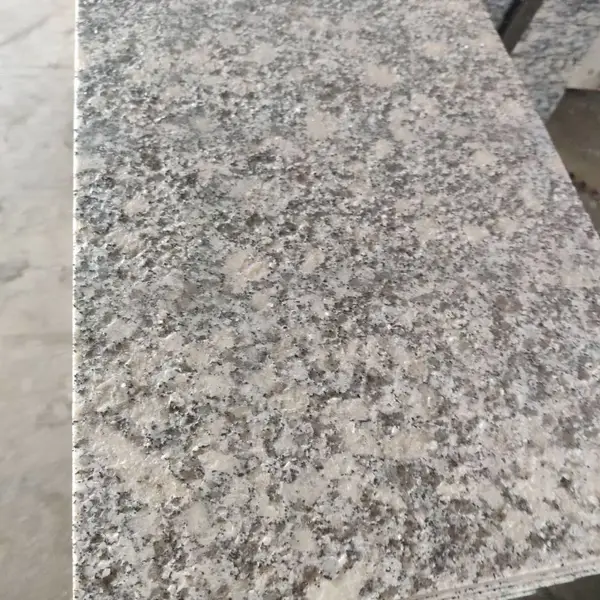 福建g654芝麻黑花岗岩漳州长泰黑色石材福鼎黑章丘黑鲁灰地铺石材