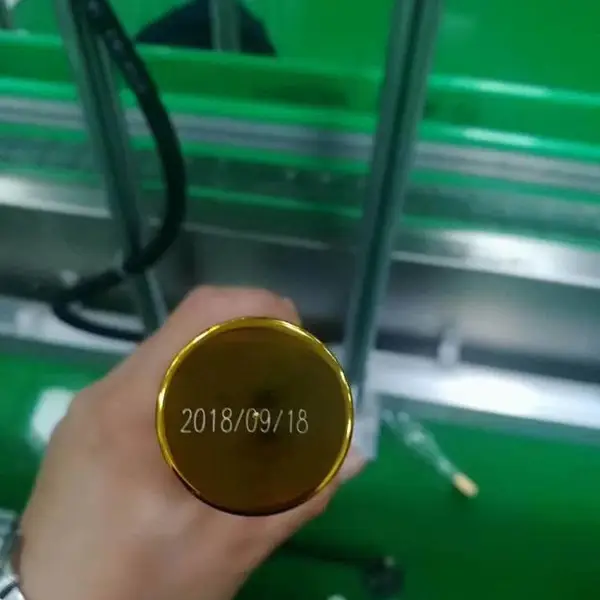 铭腾金属玻璃表面激光喷码机 进口紫外5瓦激光打标机