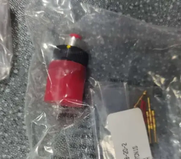 优势供应 美国进口Cinch 电插头 BACC63CB10-5P9