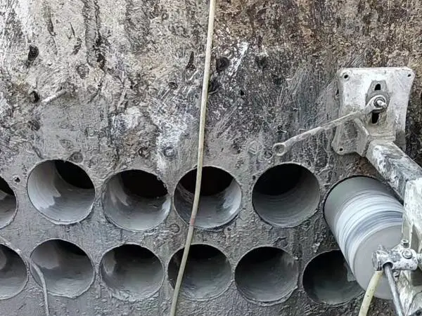 大兴区生物医药基地专业水泥墙开洞 混凝土墙体钻孔 水泥楼板开孔 水钻打眼施工