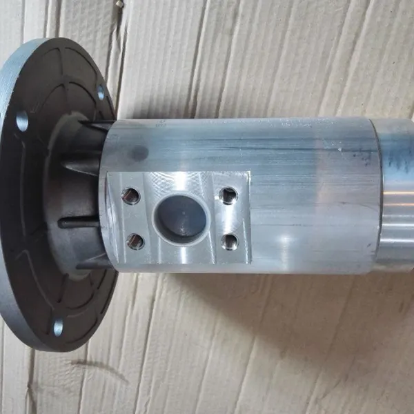 �Ͼ������������ݸ˱�TB75L,�˱ÿ����ȶ������ͱ仯�е������Ͳ���