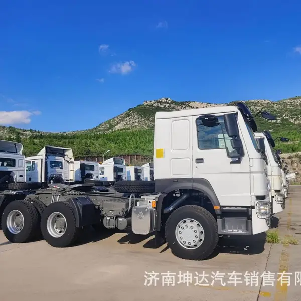 SINOTRUK ����ǣ����