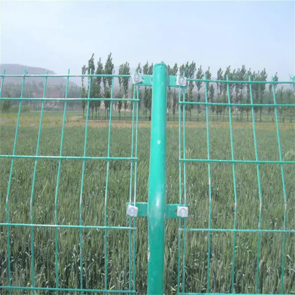 浸塑护栏网钢丝网围栏优盾可定制喷塑水库防护网