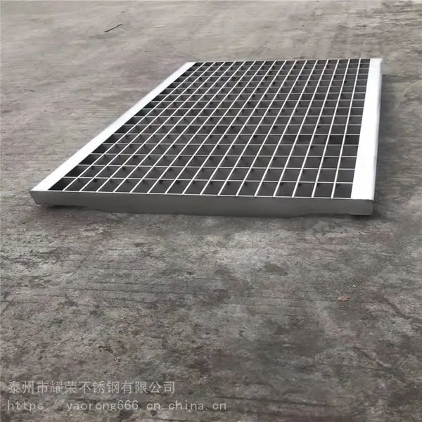 ����ָָ��������ˮ���ǰ���ˮ����ƽ̨����ָ�դ����̤����