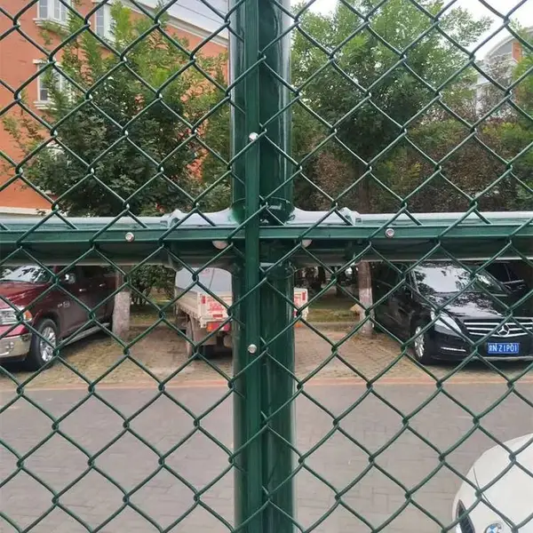 雷泰 篮球场围栏 运动场围网 动物园护栏网 PVC勾花网