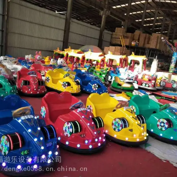 夜市摆摊亲子双人碰碰车可定时调速景区游乐园游乐设备电动摩托车