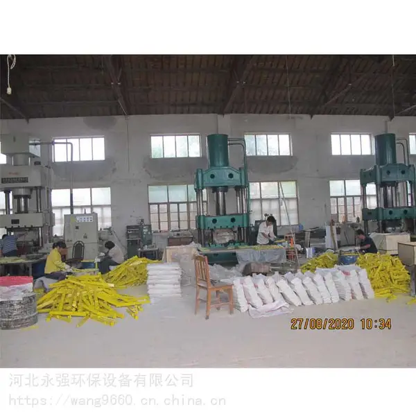 绿色装线槽盒 高速公路用电工电气桥架 桥架生产工艺及图片