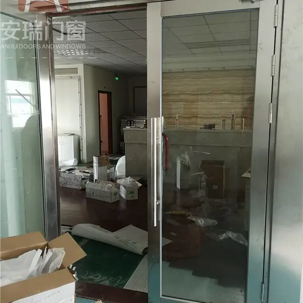 广东不锈钢防火门/玻璃安全消防门东莞隔音门防爆门哪里有安装厂家