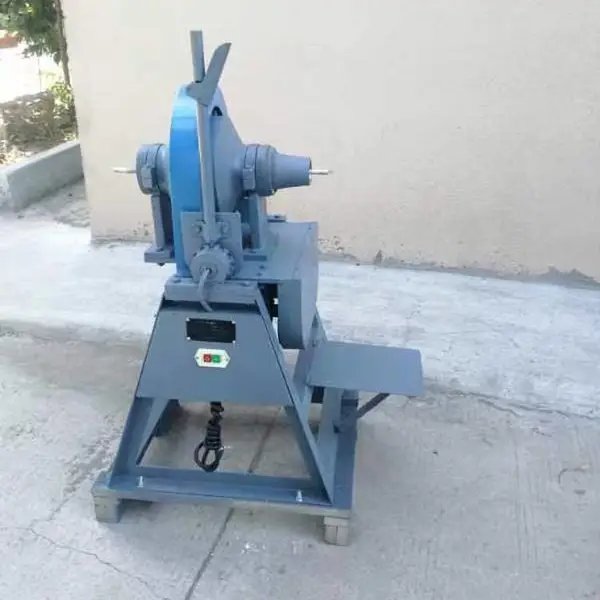 �������ʵ����׶����ĥ�� ��ʪ����ĥ���豸 XMQ240*90