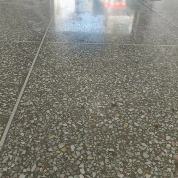 毕节固化剂地坪施工服务 贵州毕节市车库厂房车间地面硬化防尘