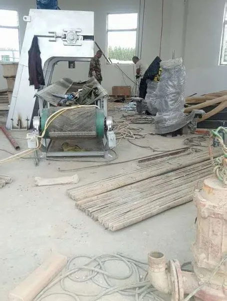 德迈清污机回转式清污机能满足各种场地、空间的要求,适用范围广