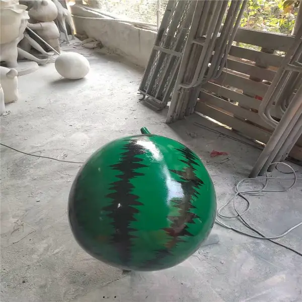 黑美人西瓜雕塑 农场仿真植物雕塑展示品 益丰玻璃钢果蔬雕塑厂