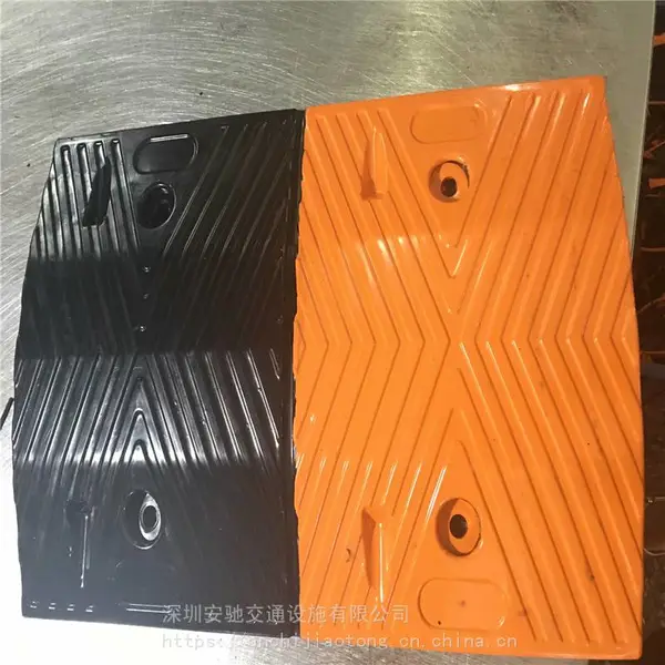 道路橡胶减速带,路拱多少钱一米