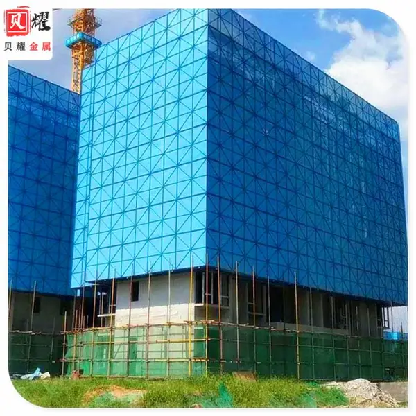 钢管架钢安全网 爬架网的网孔大小 爬架网的特点