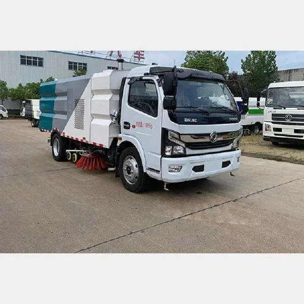 5吨以上村里道路清扫车