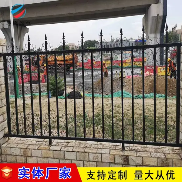 铁岭供应锌钢围栏 公园绿化带围栏 花园庭院护栏 全国可发