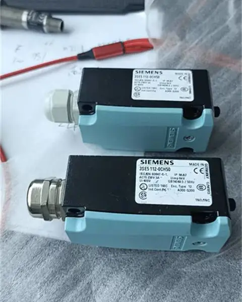 �������г̿���3SE5112-0CR01 ��λ���� �ɵ�˫��ҡ�� һ��һ�� �ֻ�