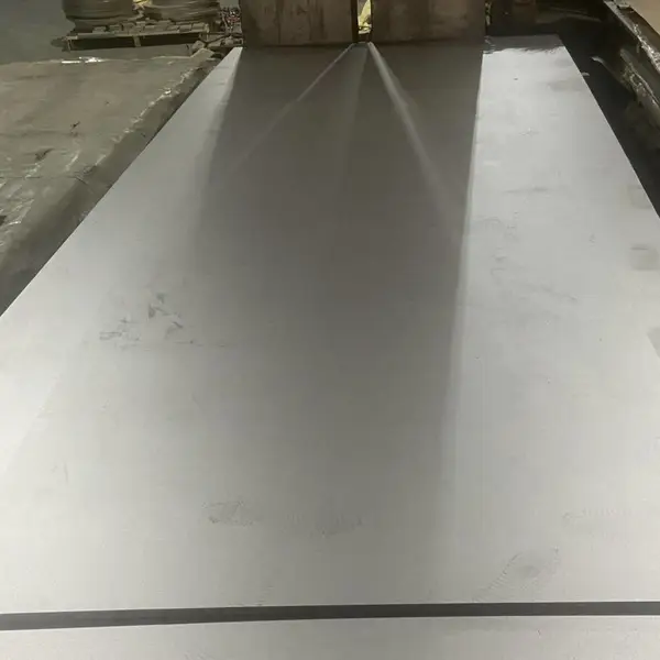 304 201 纯不锈钢板 可加工定制 高密度 销售加工一条龙宝新食品级sus304不锈钢板现货报价