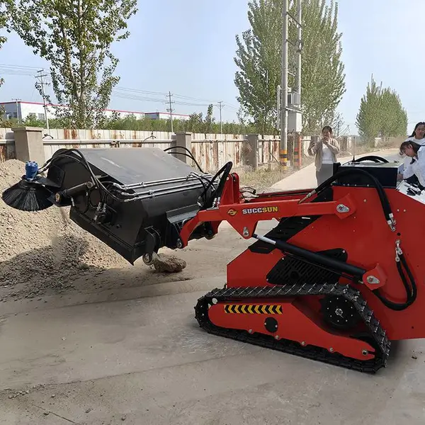 无线遥控滑移装载机 可加装破碎锤封闭扫路机 工程多用小铲车