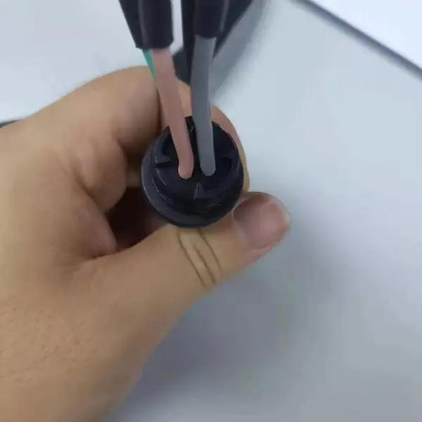 电子线束低压注塑包胶