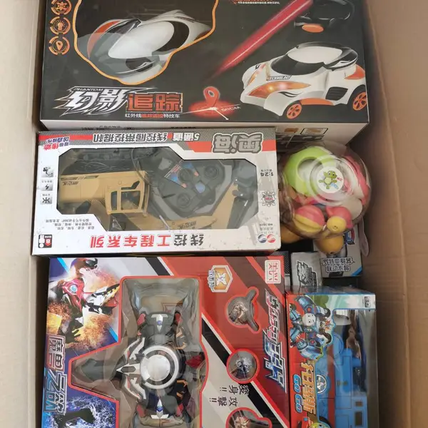 地摊称斤玩具批发 地推拉新礼品玩具批发 按斤称儿童玩具厂家直销