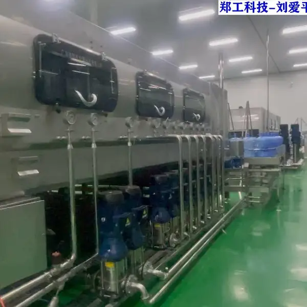 郑工出口海外款-桶装水灌装生产线设备 全自动 大幅减少人工成本