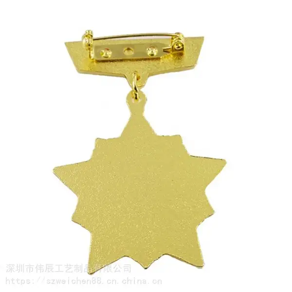����½���ѫ������ п�Ͻ�3D���影�� �������ǰ�����ƶ���