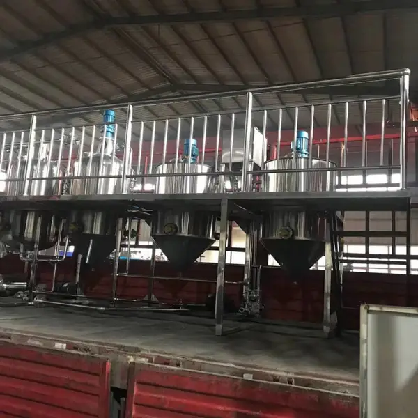 粮油机械食用油精炼加工设备 植物油提练机 茶籽油榨油机