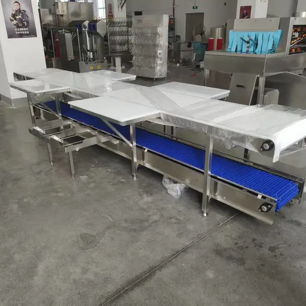 易清洁肉类分割线 304 不锈钢无缝焊接 网带输送加工流水线