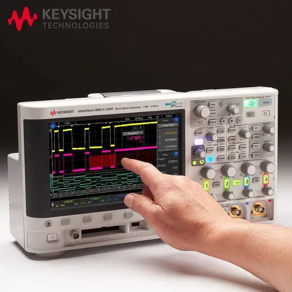 Keysight�ǵ�DSOX3032T����ʾ���� DSOX3034T��ͨ��300MHz����