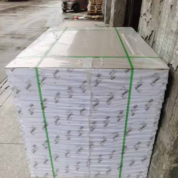 广东铜版纸一吨多少钱 双面铜版纸拿货找富广纸业