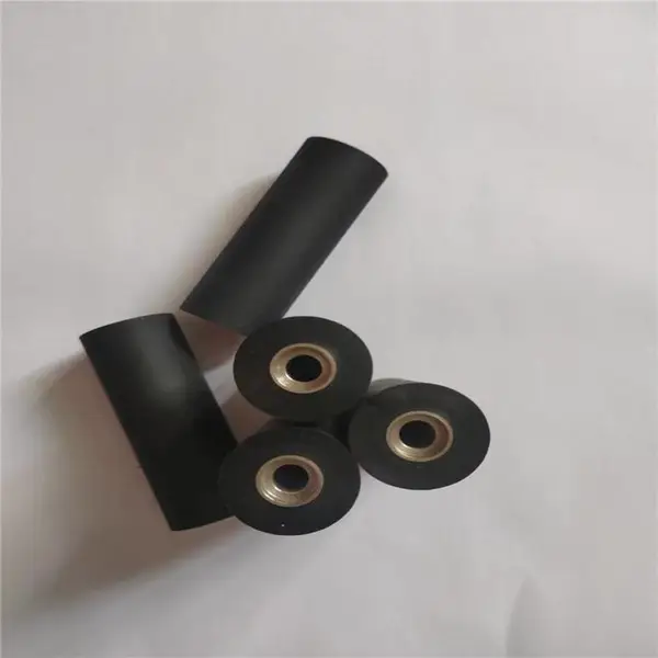 清溪镇铁棍套塑料 直径长度可做 清溪 圆磨胶滚加工 耐磨耐温耐腐蚀
