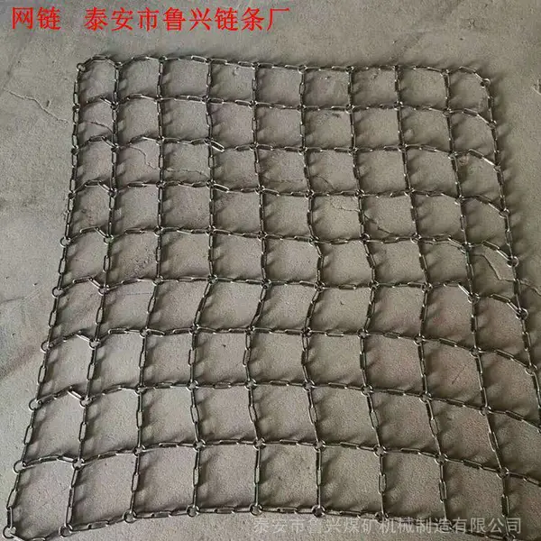 圆环铁链 3-5mm攀爬网链 铁链式足球网 焊接牢固