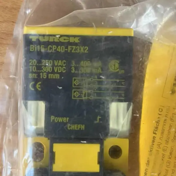 ͼ���˽ӽ�����NI4-M12-AP6X-H1141 Ni8ϵ�е��ʽ�������¹�