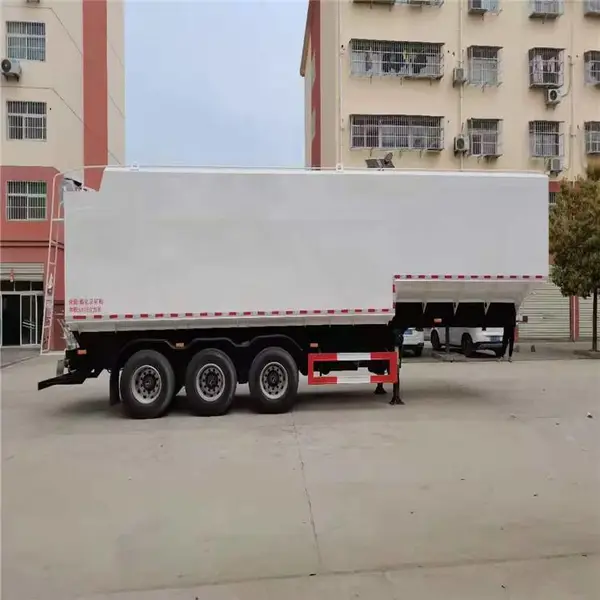 66方半挂饲料车/35吨饲料半挂车/大型半挂饲料车经销商销售点