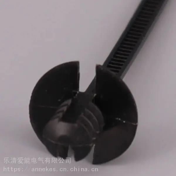 汽车电动车螺纹螺旋式杉树松树型扎带开孔摩托车汽修线束带CT12-B