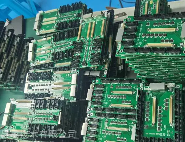 接受各种接口的LED转接板LED连接板HUB板的订制批量生产