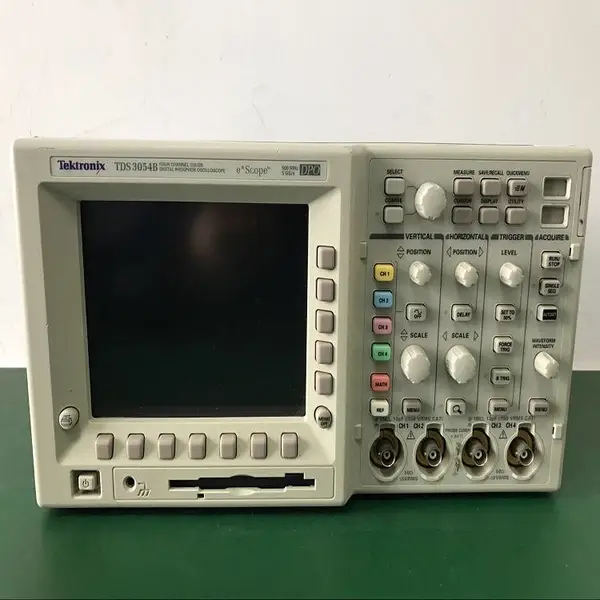 �������������Ǳ�����Tektronix̩��TDS3054B����ʾ�������ó���