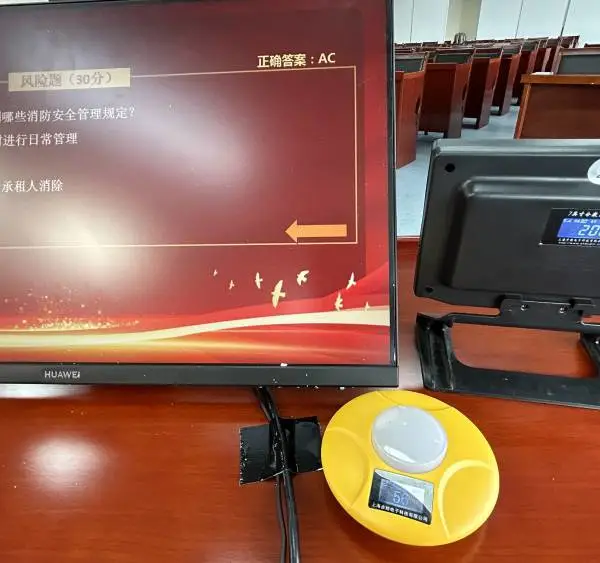 盐城市抢答器租赁,竞赛抢答器,平板同屏器,抢答器题库软件