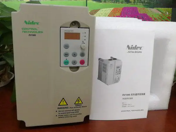 ��Ĭ��ͨ���ͱ�Ƶ��EV1000-4T0015G