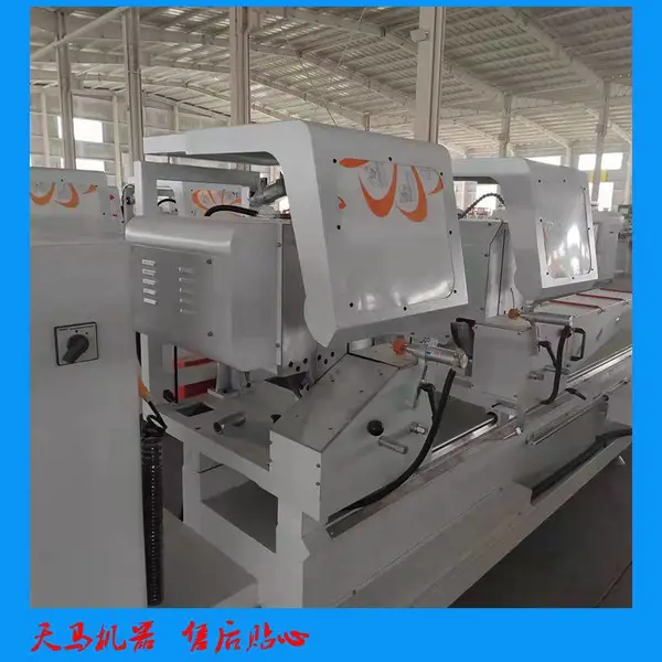 �Ŵ�Ļǽ��ͷ�꣬���ض������Ŵ��豸��������ϴ��