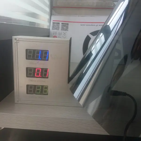 玻璃防窃听贴膜防激光PET窗户膜,阻隔监听红外线成像防窃视