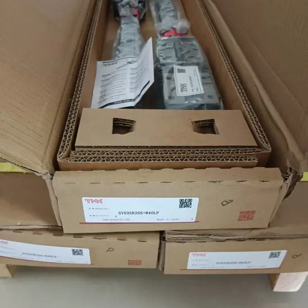 三坐标检测设备用不锈钢擦材质滑块THK导轨SSR35XW1SSM，耐腐蚀