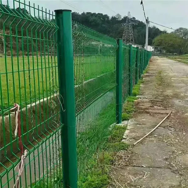 河道围栏网 户外隔离围墙防护双边丝护栏网 钢丝网 养殖公路水库