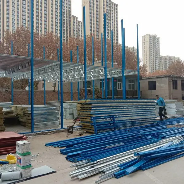 临建房生产彩钢房 临建房御寒低价彩钢活动板房