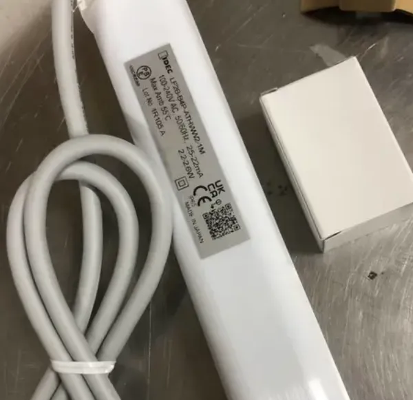优势供应美国IDEC 日光灯 LF2B-B4P-ATHWW2-1M