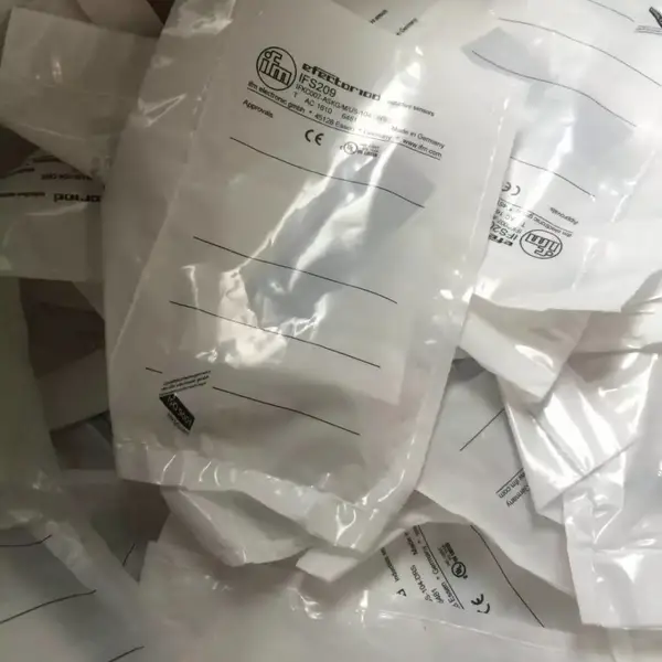 德国IFM易福门IEW200 IEB3003BBPKG/V4A/SC/K1/AS电感式接近开关