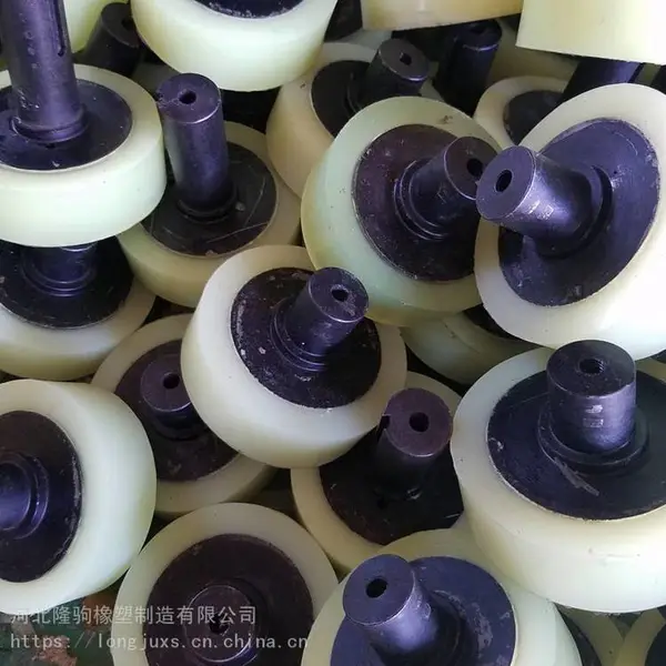 隆驹橡塑 拉布机聚氨酯行走轮 90*30铺布机包胶轮 可定制