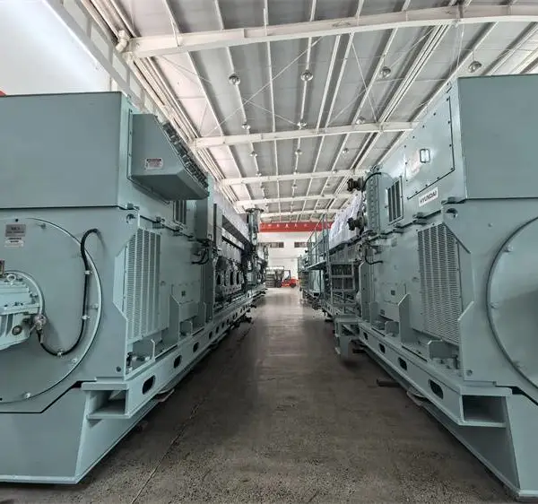 STX MAN 8L27/38 HFO发电机组2500KW*4,用于10MW发电厂
